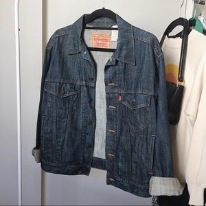 Levi’s Dark Wash Oversized Trucker Denim Jacket